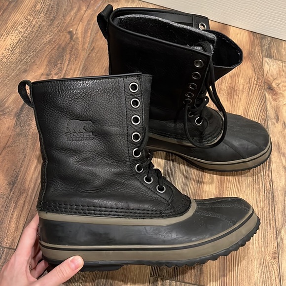 Sorel Other - Sorel 1964 leather snow boot 8.5